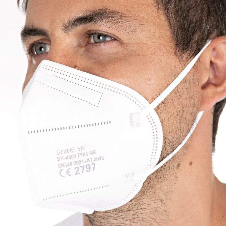 FFP2 mondkapjes Opvouwbaar masker, verticaal gevouwen