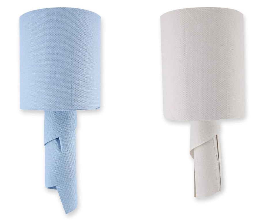Papieren handdoekrollen in wit en blauw